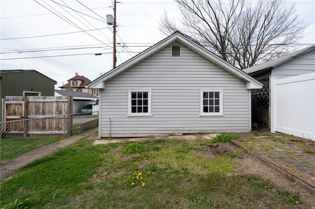 608 Fairmont St, Latrobe, PA 15650