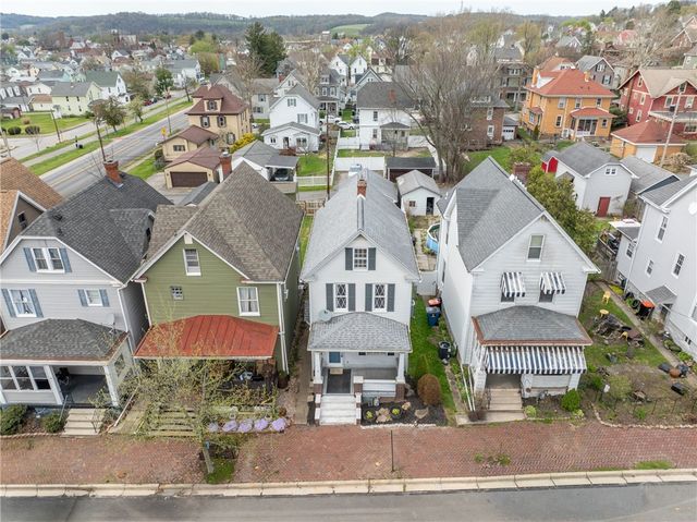 608 Fairmont St, Latrobe, PA 15650