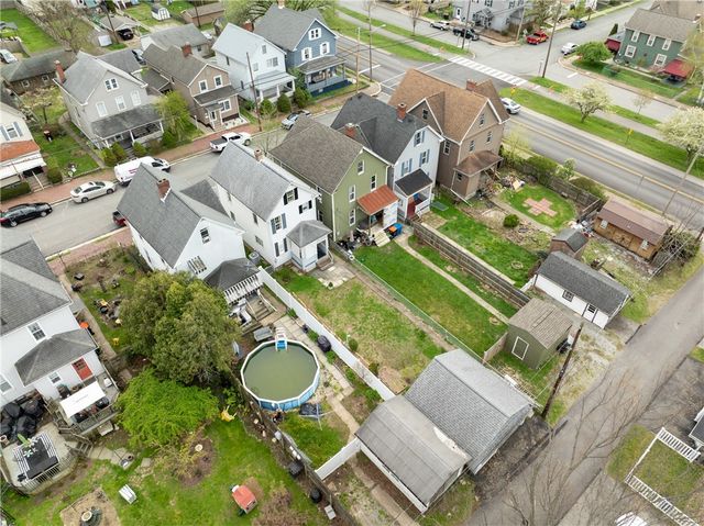 608 Fairmont St, Latrobe, PA 15650