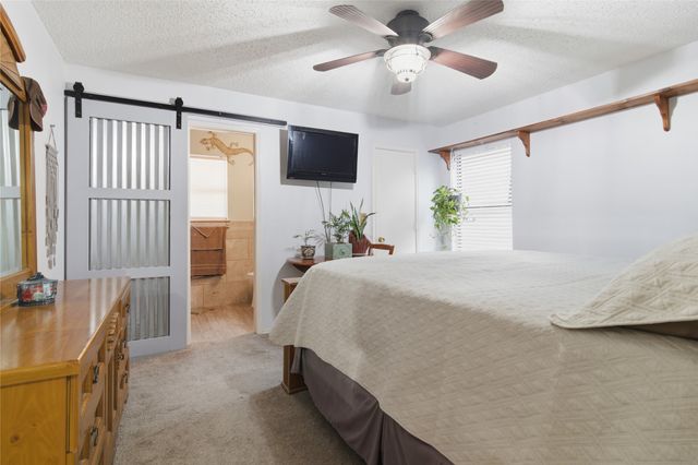 605 Plainview Drive, Mansfield, TX 76063