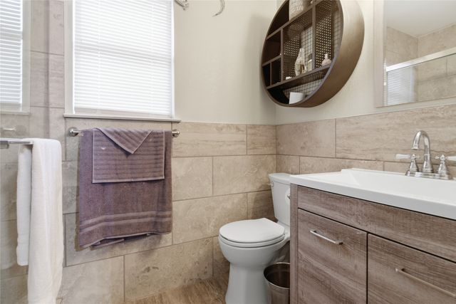 605 Plainview Drive, Mansfield, TX 76063