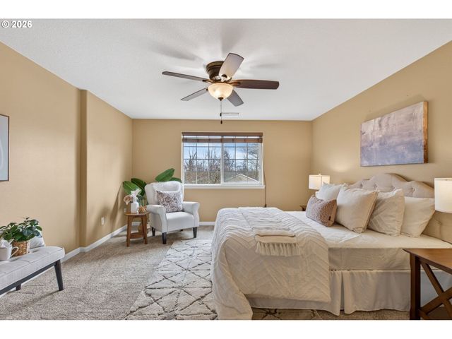 52407 Ne 14TH St, Scappoose, OR 97056