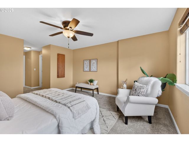 52407 Ne 14TH St, Scappoose, OR 97056