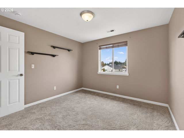 52407 Ne 14TH St, Scappoose, OR 97056