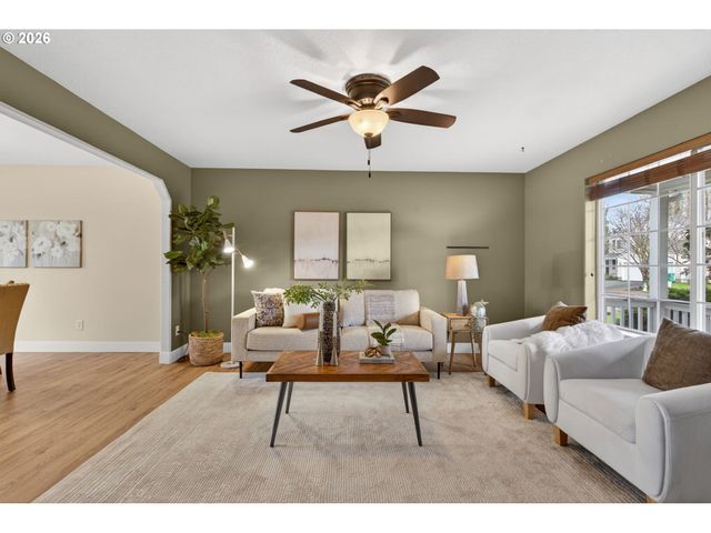 52407 Ne 14TH St, Scappoose, OR 97056