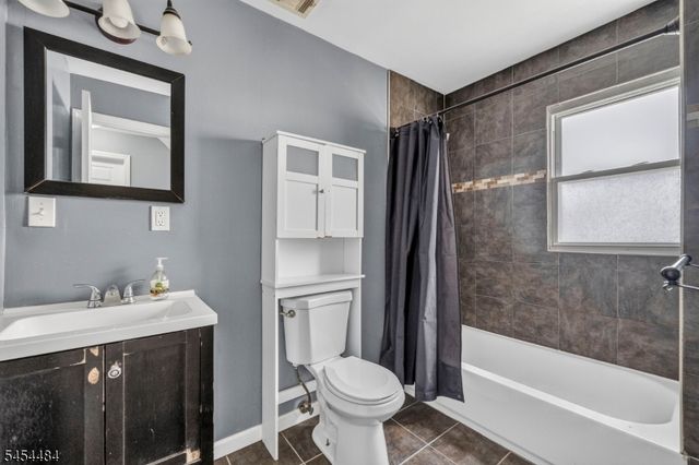 444 Clifton Ave, Newark City, NJ 07104