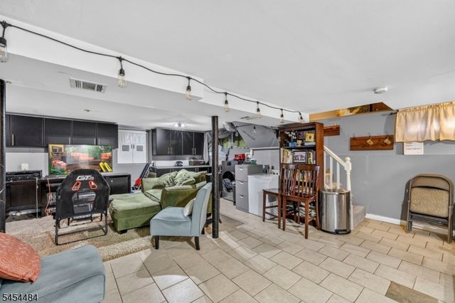 444 Clifton Ave, Newark City, NJ 07104