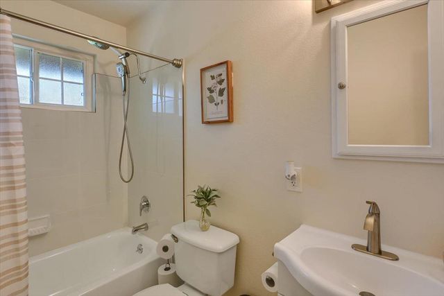 5401 Norway Dr, Orangevale, CA 95662