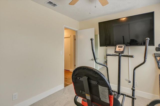 5401 Norway Dr, Orangevale, CA 95662