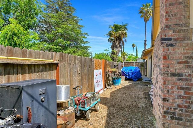 5401 Norway Dr, Orangevale, CA 95662