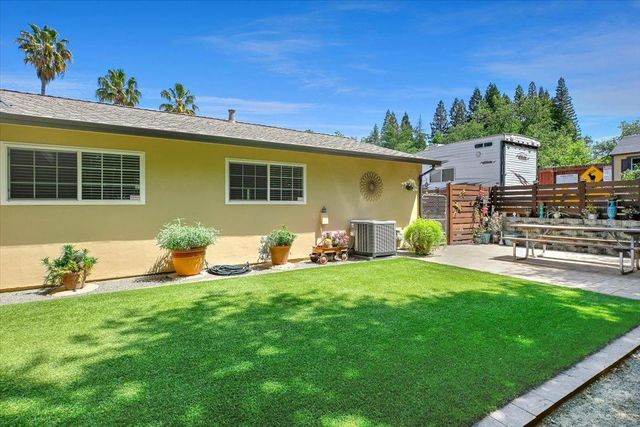 5401 Norway Dr, Orangevale, CA 95662