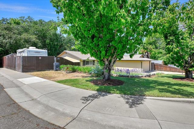 5401 Norway Dr, Orangevale, CA 95662