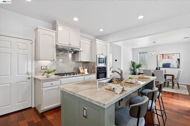 4252 Escudo Ct, Dublin, CA 94568