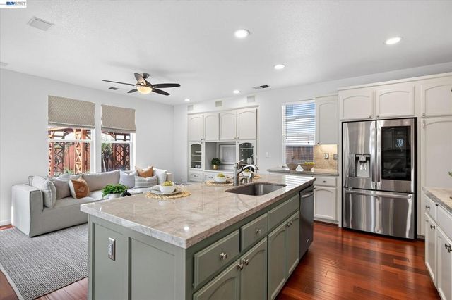 4252 Escudo Ct, Dublin, CA 94568
