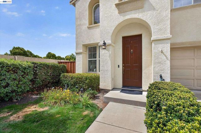 4252 Escudo Ct, Dublin, CA 94568