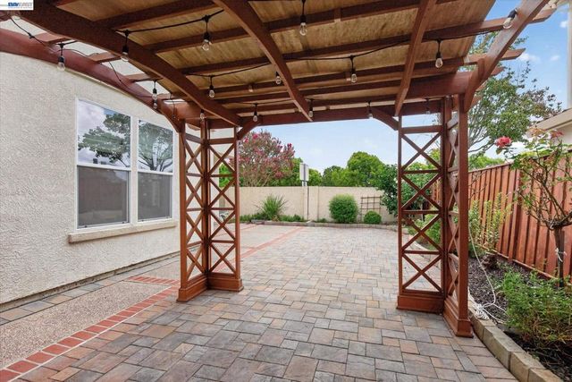 4252 Escudo Ct, Dublin, CA 94568