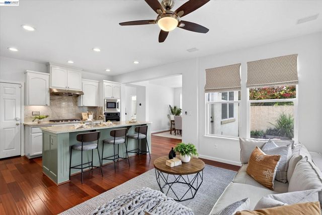 4252 Escudo Ct, Dublin, CA 94568