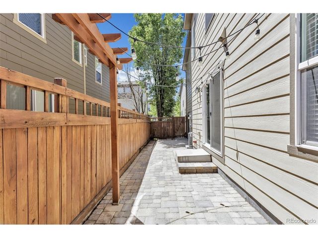 2160 Spruce St, Denver, CO 80238