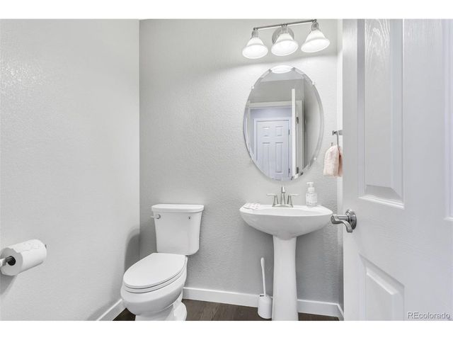 2160 Spruce St, Denver, CO 80238