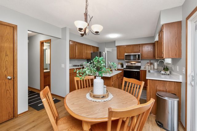 1090 2nd St Court, Waukee, IA 50263