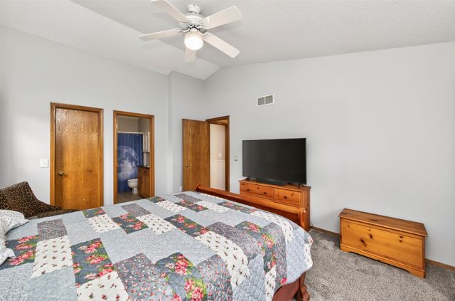 1090 2nd St Court, Waukee, IA 50263