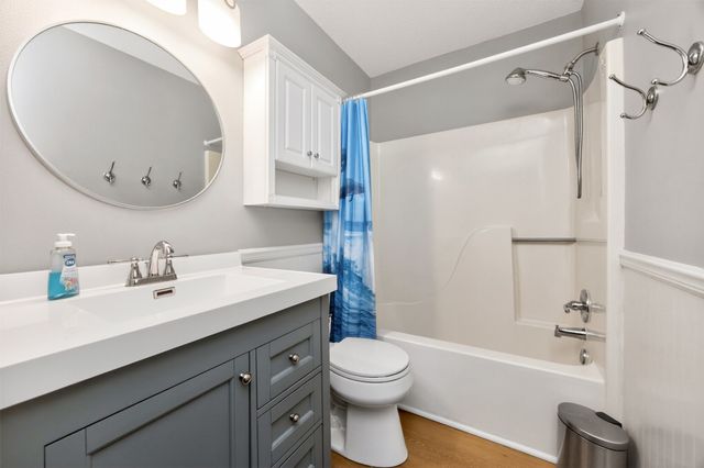 1090 2nd St Court, Waukee, IA 50263