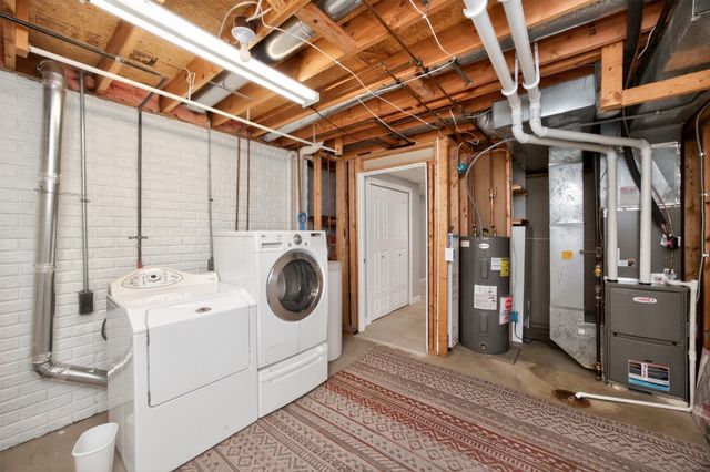 1090 2nd St Court, Waukee, IA 50263