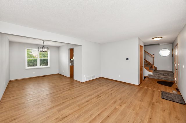 1090 2nd St Court, Waukee, IA 50263