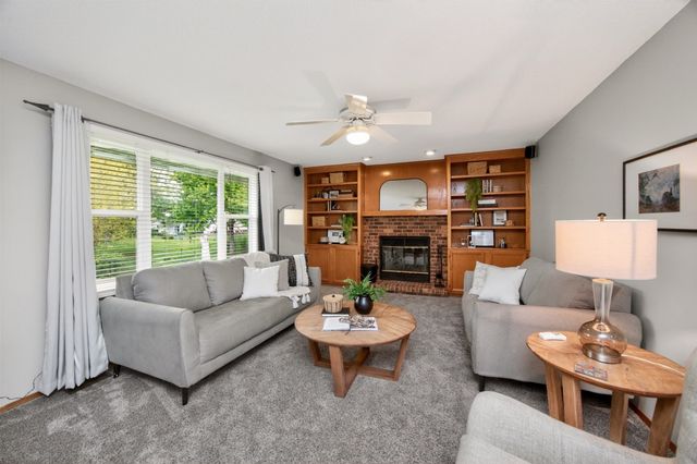 1090 2nd St Court, Waukee, IA 50263
