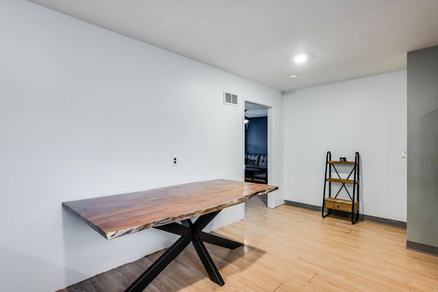 1001 W Grand Ave, Haysville, KS 67060