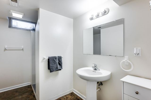 1001 W Grand Ave, Haysville, KS 67060