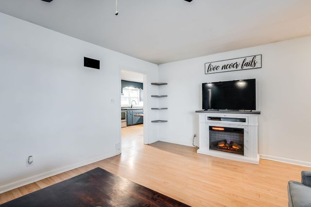 1001 W Grand Ave, Haysville, KS 67060