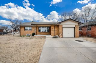 1001 W Grand Ave, Haysville, KS 67060