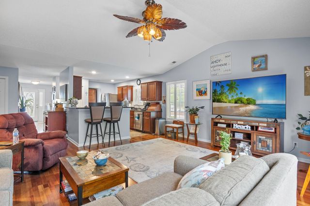 5101 Weatherwood Dr., North Myrtle Beach, SC 29582