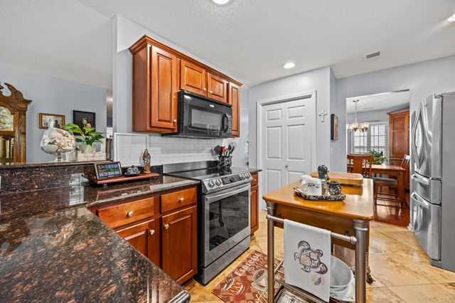 5101 Weatherwood Dr., North Myrtle Beach, SC 29582