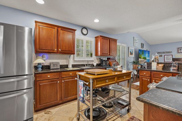 5101 Weatherwood Dr., North Myrtle Beach, SC 29582