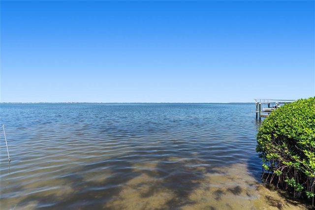339 SUWANEE AVENUE, Sarasota, FL 34243