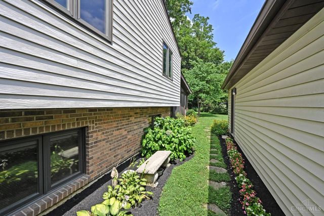 4644 Belleview Avenue, Blue Ash, OH 45242