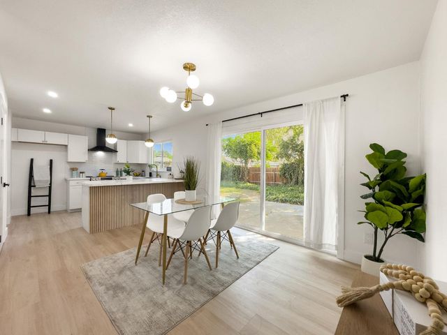 9162 Rundelay Way, Sacramento, CA 95826