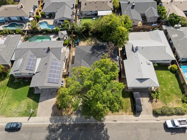 9162 Rundelay Way, Sacramento, CA 95826