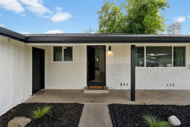 9162 Rundelay Way, Sacramento, CA 95826