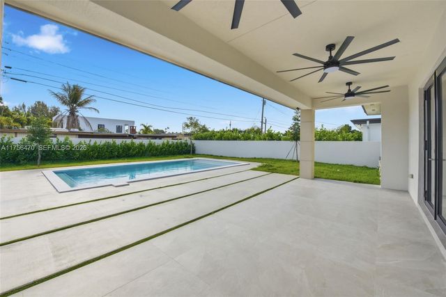 2725 SW 65th Ave, Miami, FL 33155