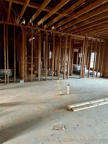 3339 E Private 1725 Drive, Davis, OK 73030