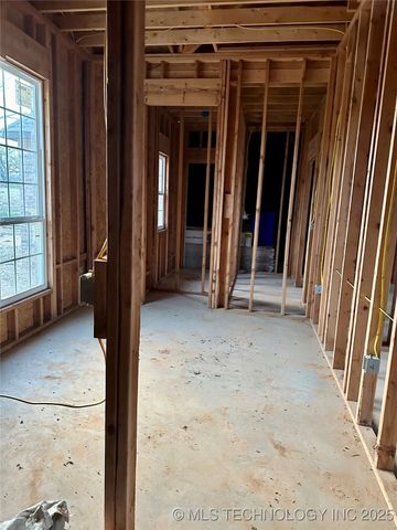 3339 E Private 1725 Drive, Davis, OK 73030