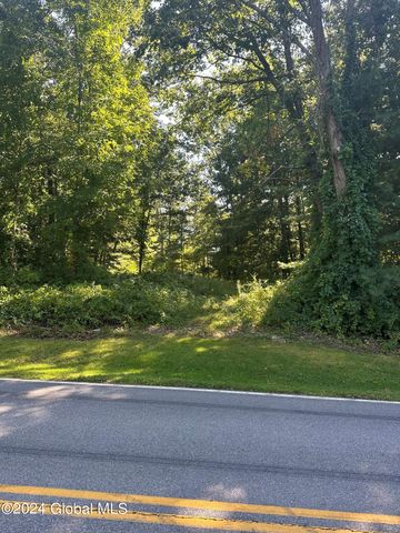 104 Knapp Road, Mechanicville, NY 12118