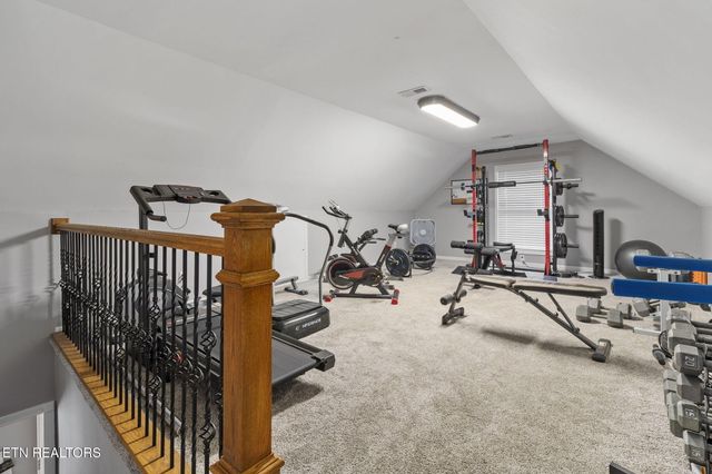 7705 Royal Harbour Circle, Ooltewah, TN 37363