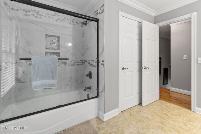 7705 Royal Harbour Circle, Ooltewah, TN 37363