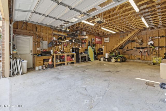 7705 Royal Harbour Circle, Ooltewah, TN 37363