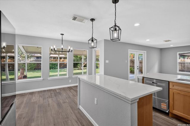 7143 VALEWOOD VW, San Antonio, TX 78240