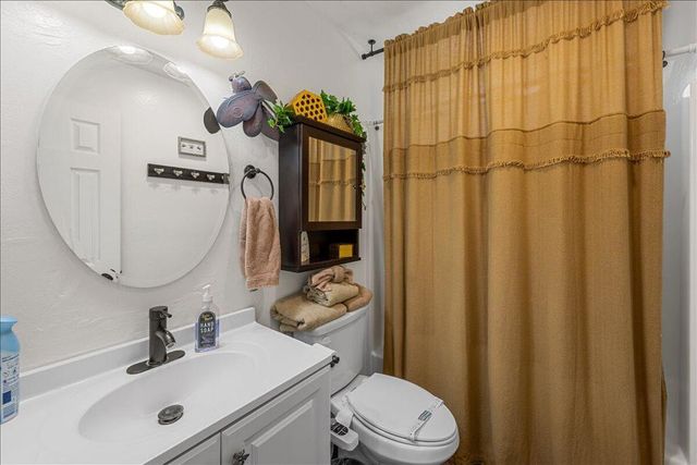 918 W Aeroplane Boulevard, Big Bear, CA 92314